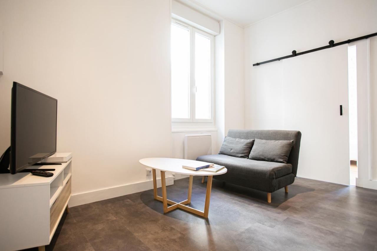 Audrey-Quartier Mairie-Arenes Antiques Apartment Périgueux Exterior foto